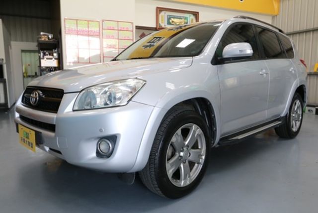 TOYOTA豐田 RAV4  第1張相片