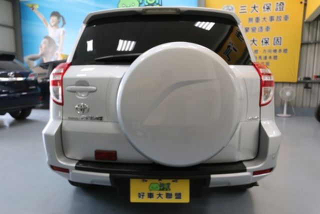 TOYOTA豐田 RAV4  第5張相片