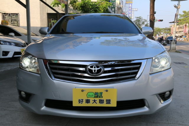 TOYOTA豐田 CAMRY  第3張相片