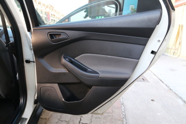FORD福特 FOCUS  第19張相片