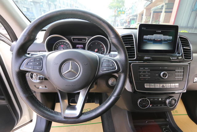 M-BENZ賓士 GLE350D  第12張相片