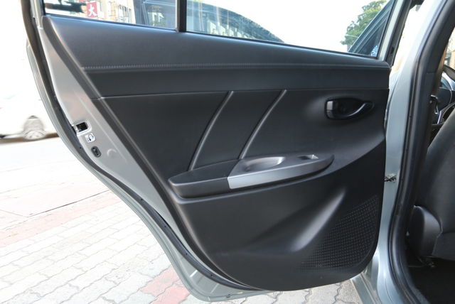 TOYOTA豐田 YARIS  第18張相片
