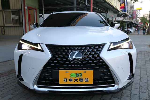 LEXUS凌志 UX200  第3張相片