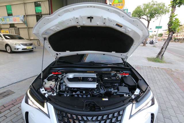 LEXUS凌志 UX200  第6張相片