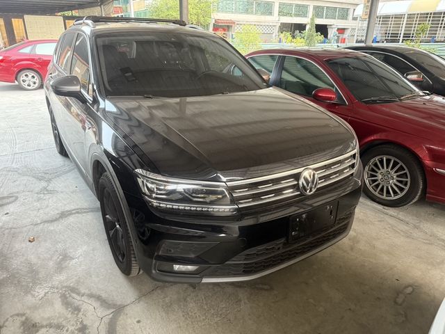 VOLKSWAGEN福斯 TIGUAN  第2張相片