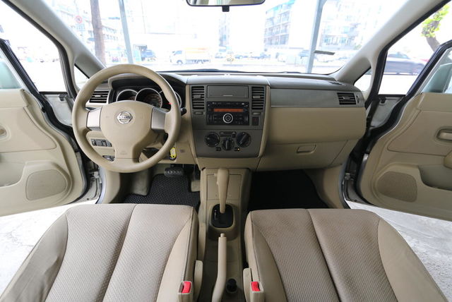 NISSAN日產 TIIDA  第5張相片