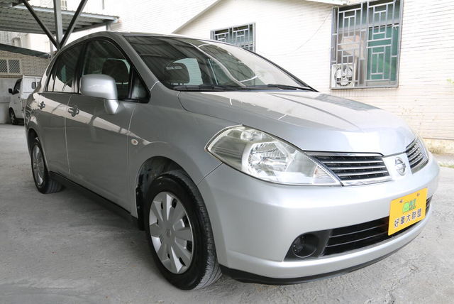 NISSAN日產 TIIDA  第7張相片