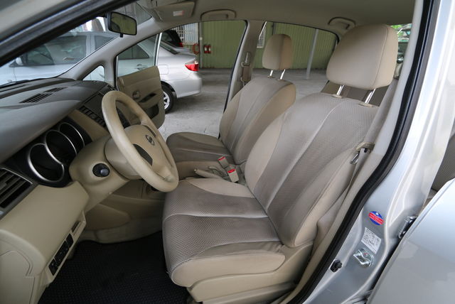 NISSAN日產 TIIDA  第9張相片