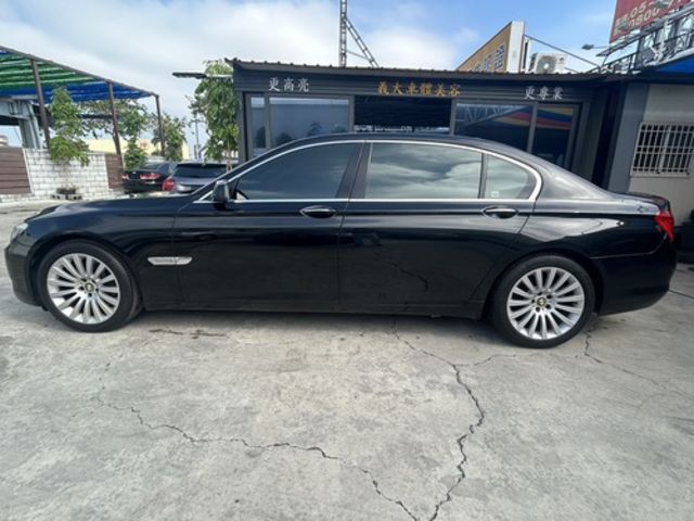 BMW寶馬 740LI  第4張相片