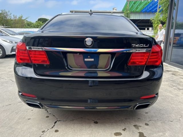 BMW寶馬 740LI  第14張相片