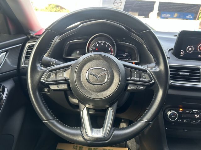 MAZDA馬自達 MAZDA 3  第7張相片