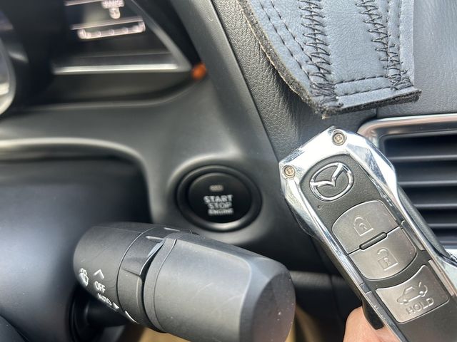 MAZDA馬自達 MAZDA 3  第9張相片