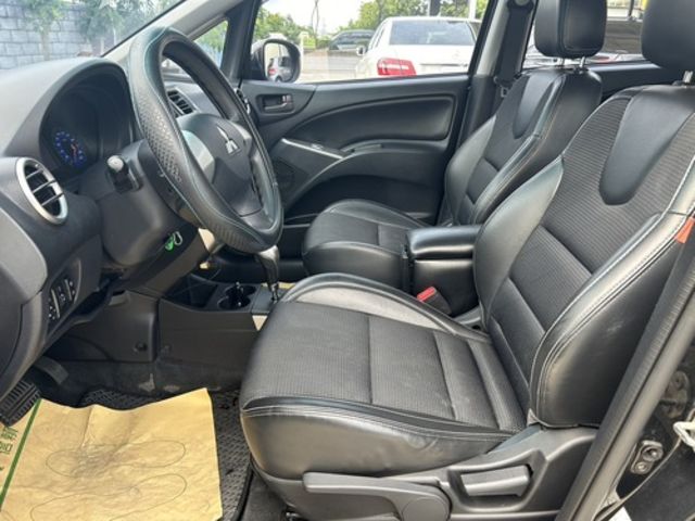 MITSUBISHI三菱 COLT PLUS  第5張相片