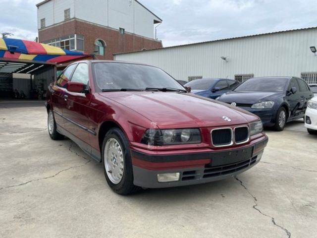 BMW寶馬 318I  第3張相片