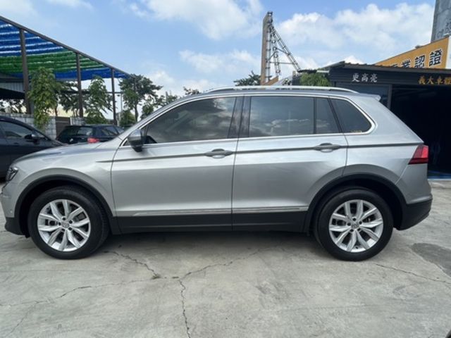 VOLKSWAGEN福斯 TIGUAN  第4張相片