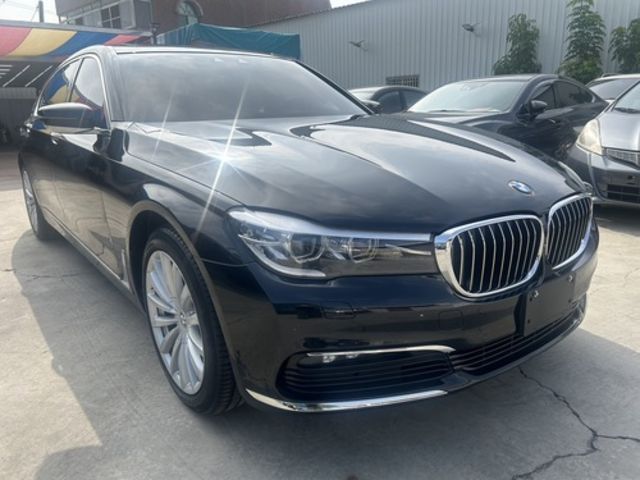 BMW寶馬 740LI  第3張相片