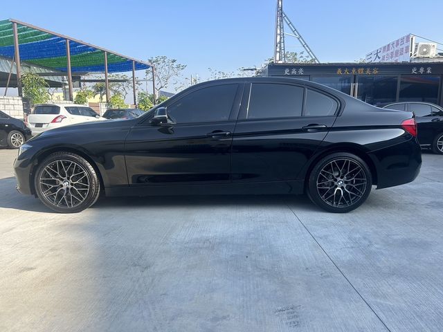 BMW寶馬 328I  第4張相片