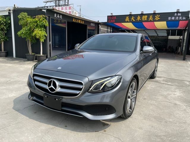 M-BENZ賓士 E200  第1張相片