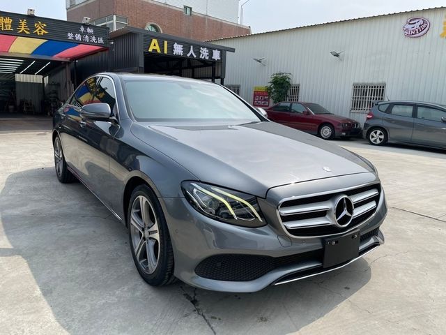 M-BENZ賓士 E200  第3張相片