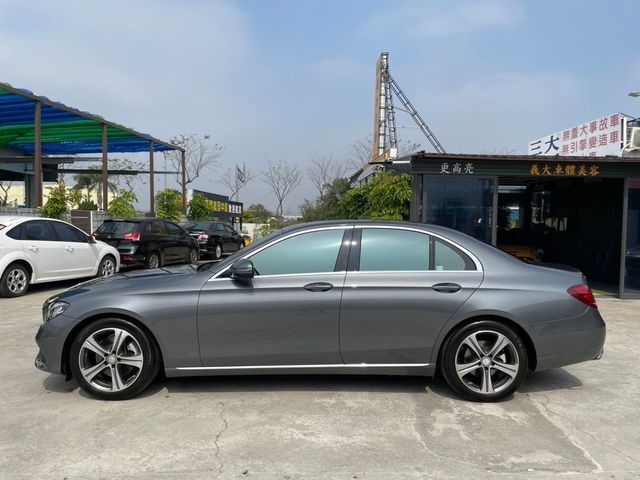 M-BENZ賓士 E200  第11張相片