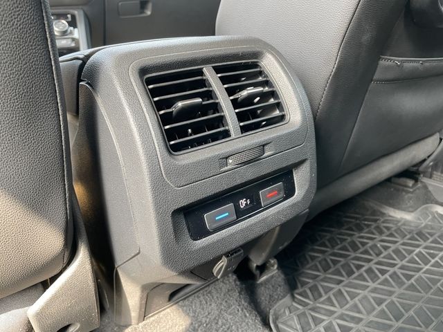 VOLKSWAGEN福斯 TOURAN  第15張相片
