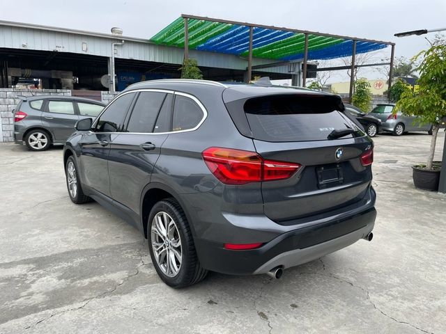 BMW寶馬 X1  第9張相片