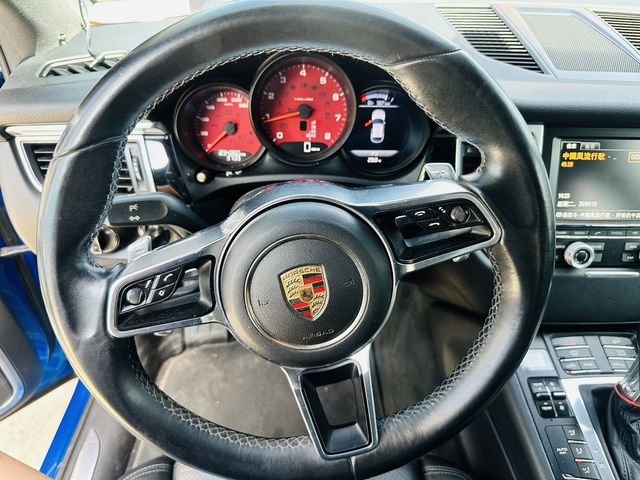 PORSCHE保時捷 MACAN S  第5張相片