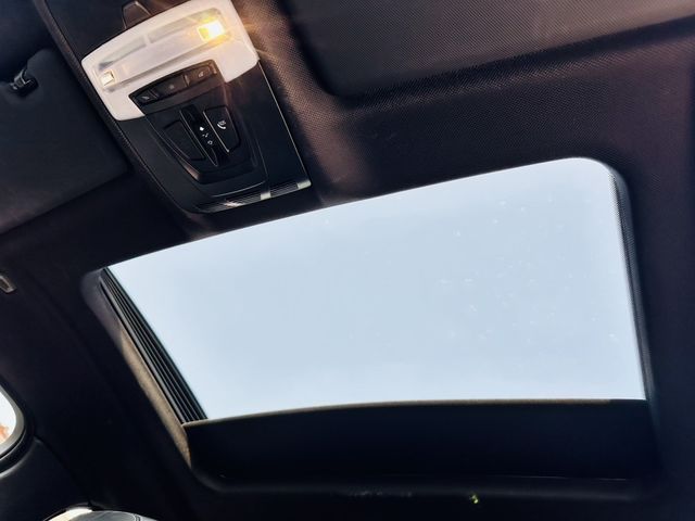 BMW寶馬 X6  第11張相片