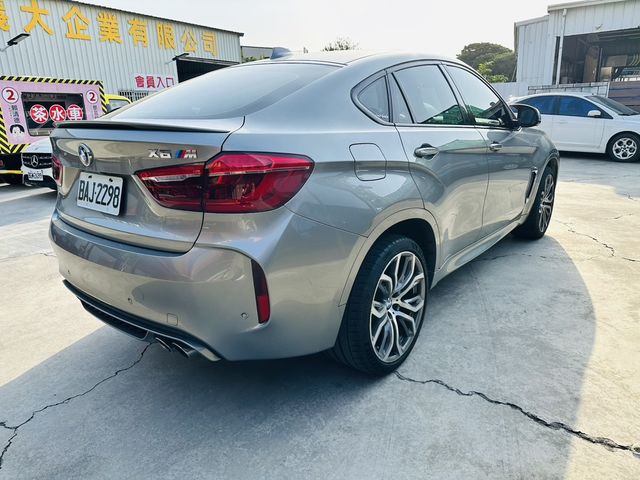 BMW寶馬 X6  第14張相片