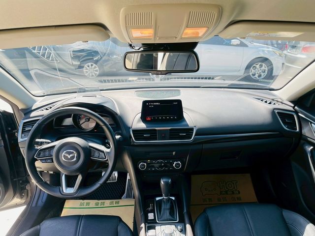 MAZDA馬自達 MAZDA 3  第6張相片