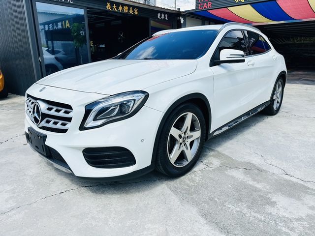 M-BENZ賓士 GLA180  第1張相片
