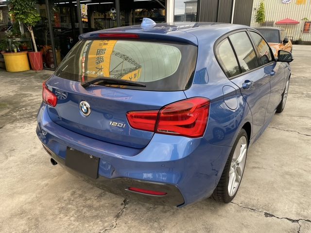 BMW寶馬 120I  第7張相片