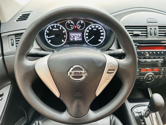 NISSAN日產 TIIDA  第5張相片
