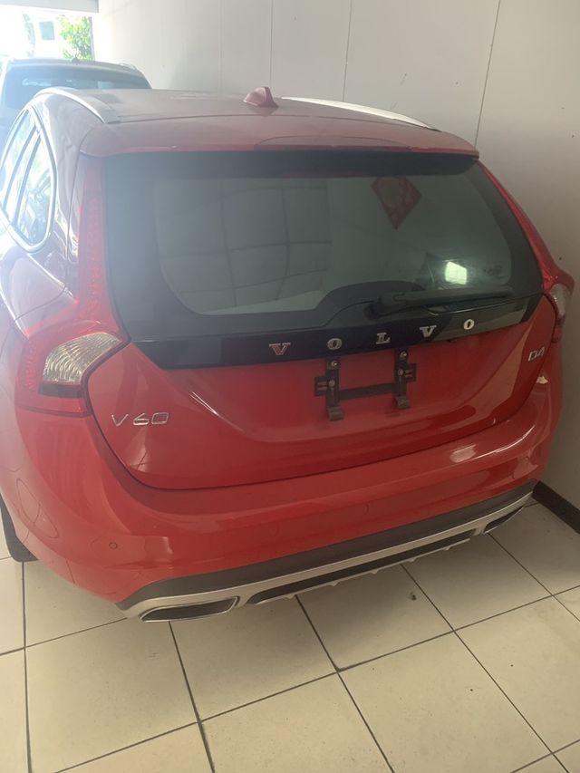 VOLVO富豪 V60  第6張相片