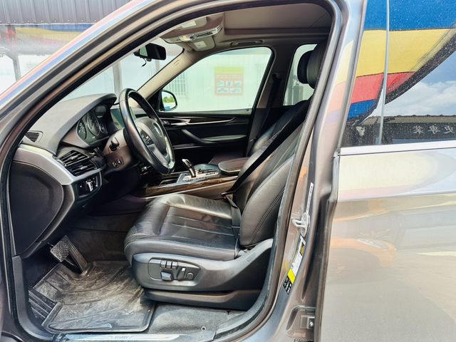 BMW寶馬 X5 XDRIVE35I  第4張相片
