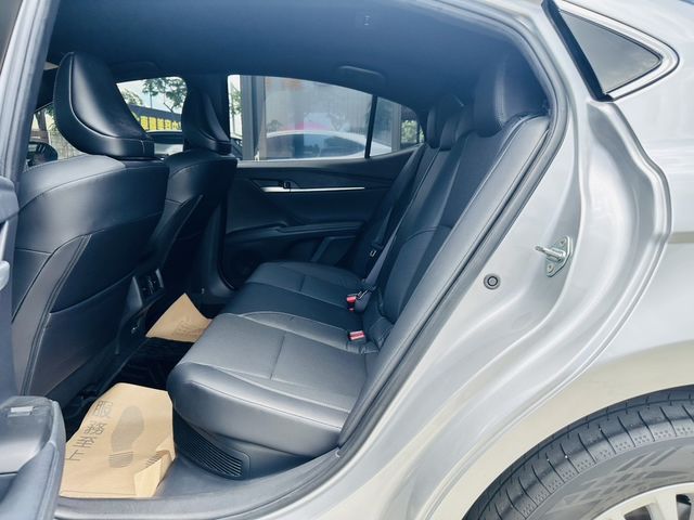 TOYOTA豐田 CAMRY HYBRID  第10張相片