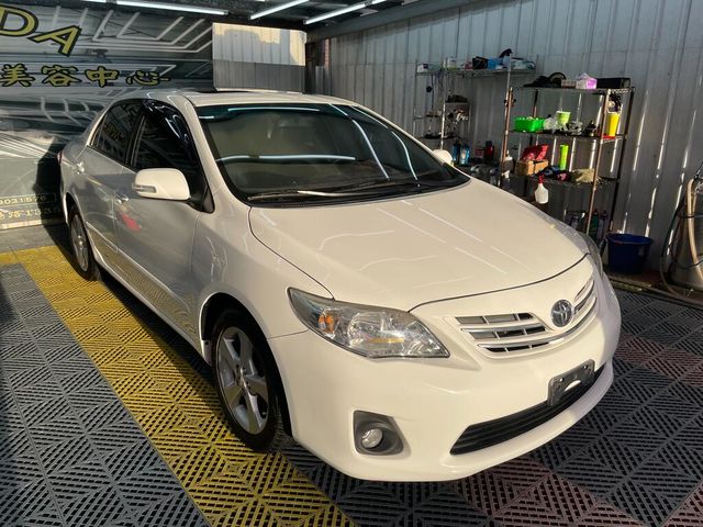 TOYOTA豐田 ALTIS  第2張相片