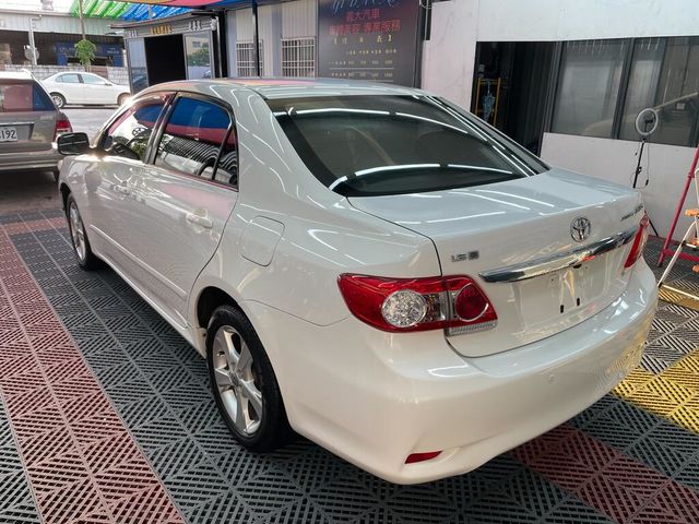 TOYOTA豐田 ALTIS  第6張相片