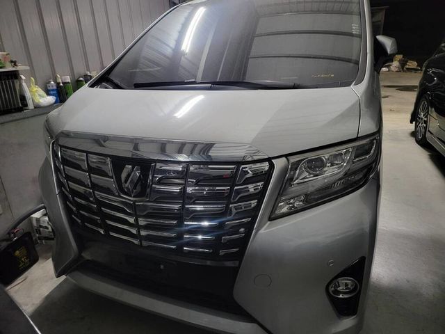 TOYOTA豐田 ALPHARD  第1張相片
