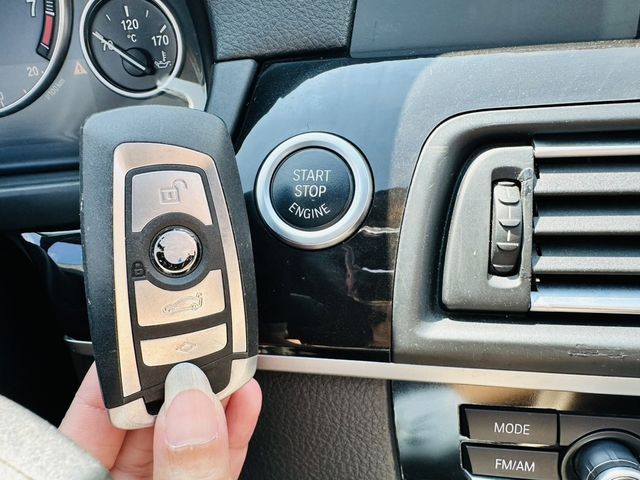 BMW寶馬 523I  第5張相片