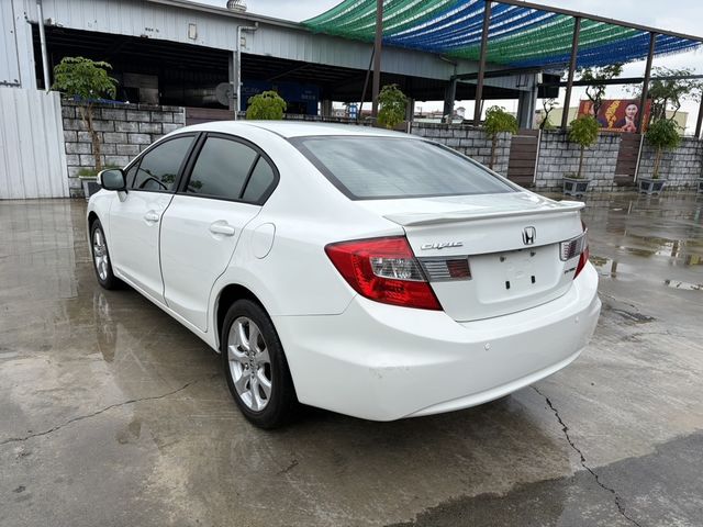 HONDA本田 CIVIC  第9張相片