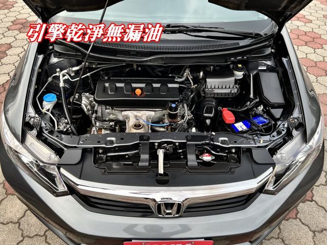 超優質A級認證車 影音安卓機 恆溫 定速 里程極少保證僅68000公里 全車無事故100%原鈑件  第18張相片