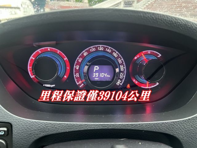 超優A級認證車 頂級4WD旗艦版 新車價120.8萬 里程保證僅39104公里 全車100%原鈑件  第12張相片