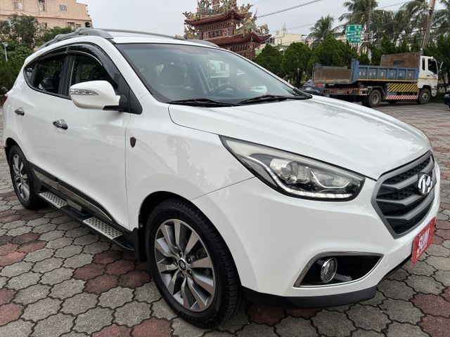 超優A級認證車 省油柴油大馬力 電動椅 影音電視 里程保證僅116000公里 全車100%原鈑件  第1張相片