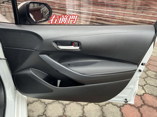 超優A級認證車 鋁圈 全新升級安卓機 影音 導航  定速 里程保證僅32200公里 全車100%原鈑件  第14張相片