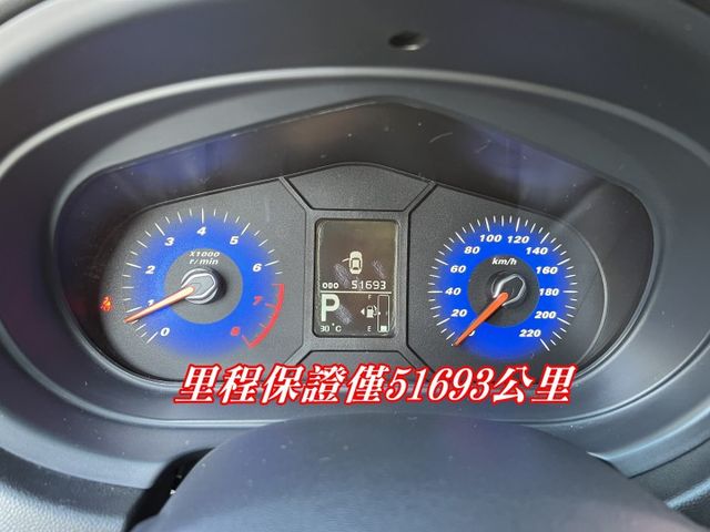 超優A級認證車 頂級X版 I KEY 定速 影音 里程保證僅51693公里 全車無事故100%原鈑件  第14張相片