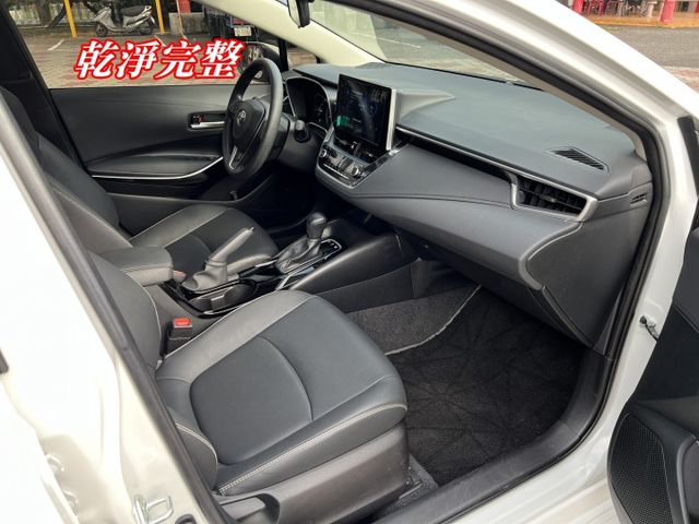 超優A級認證車 新型HEV油電豪華版 I KEY 盲點 CAR PLAY  里程保證14000公里 全車100%原鈑件  第7張相片