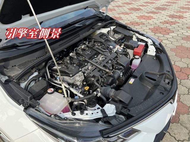 超優A級認證車 新型HEV油電豪華版 I KEY 盲點 CAR PLAY  里程保證14000公里 全車100%原鈑件  第19張相片