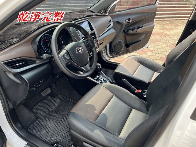 超優A級認證車 稀有精裝版 IKEY 定速 恆溫 導航 摸門 里程保證僅30700公里 全車100%原鈑件  第8張相片