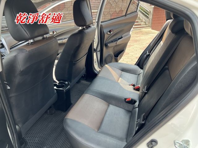 超優A級認證車 稀有精裝版 IKEY 定速 恆溫 導航 摸門 里程保證僅30700公里 全車100%原鈑件  第10張相片